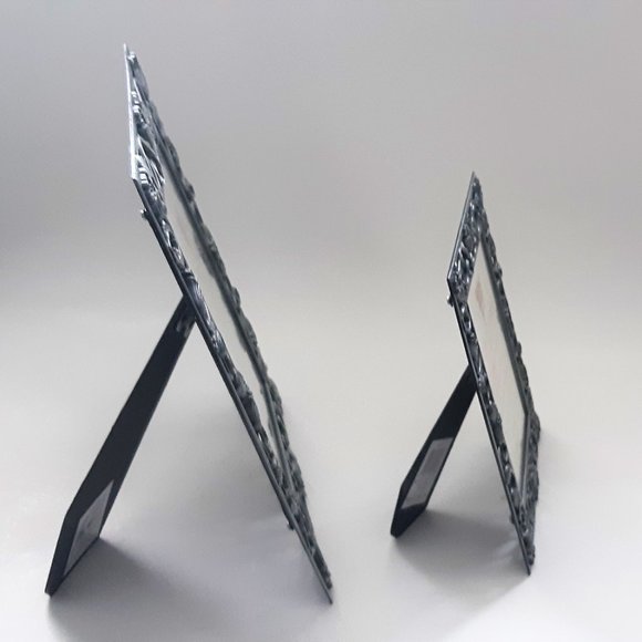 Metal Matching Pair Photo Frames Art Nouveau Style Tulips Ornate NOS Connoisseur - Picture 6 of 10